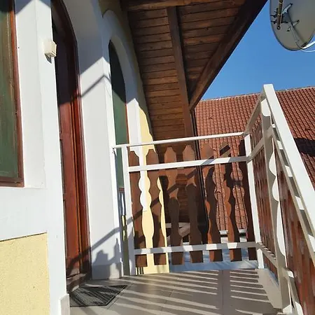 Balatoni Haz Ferienhaus Balatonmáriafürdő